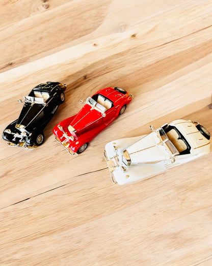 Miniatuurmodel van klassieke retroauto's - mogelijkheid tot personalisatie voor een cadeau met gravure, 3 varianten om uit te kiezen