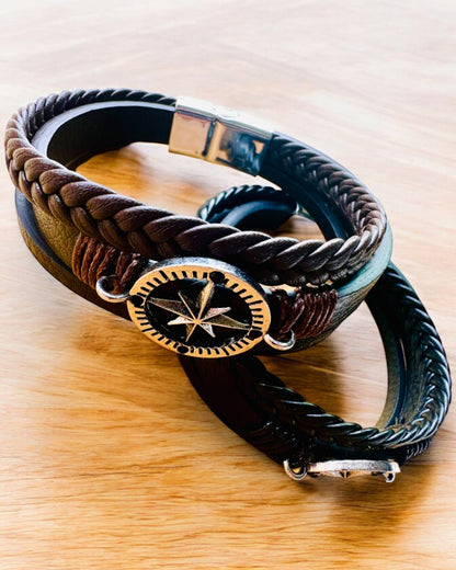 Armband "Compass Adventure" - mogelijkheid tot personalisatie met gravure als cadeau, 2 kleurvarianten om uit te kiezen