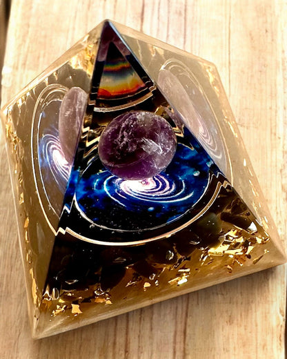 Orgoniet Energie Piramide "Kosmische Piramide" Galactische Essentie, als cadeau