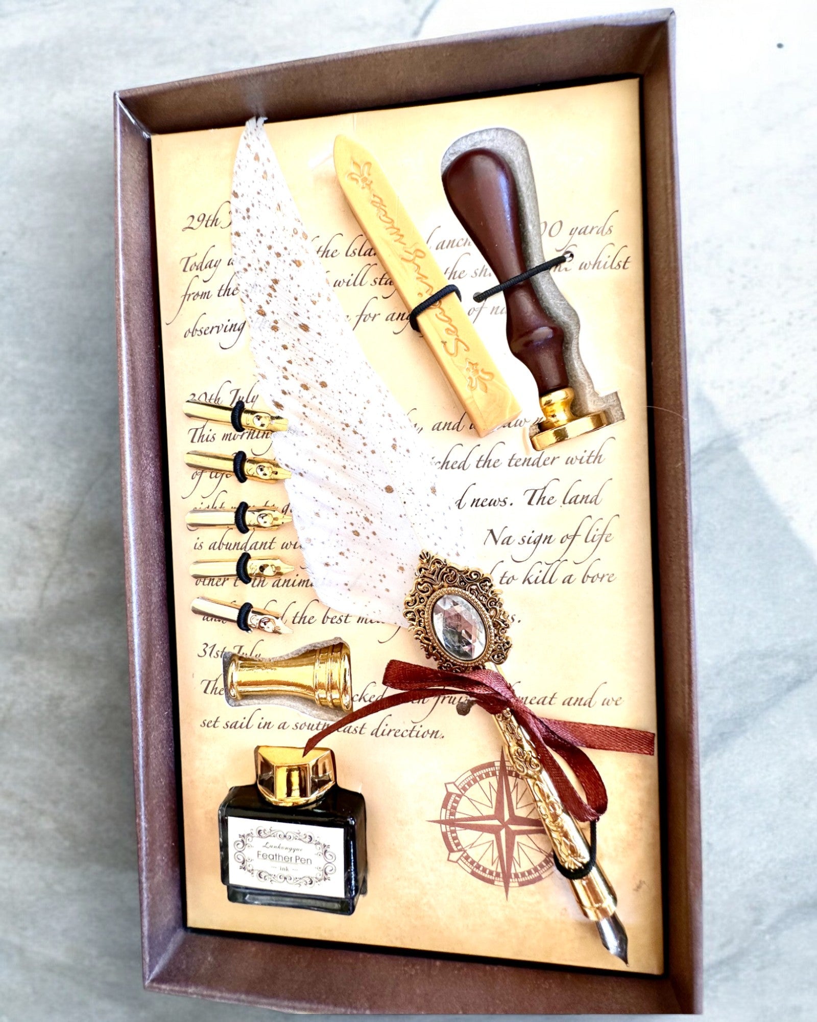 Calligrafieset "Elegant in de Praktijk" met Gravureoptie, als cadeau. 2 kleurvarianten om uit te kiezen.