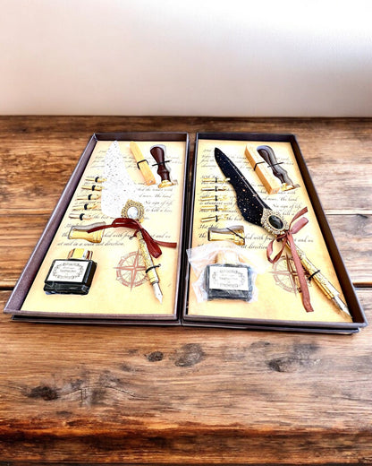 Calligrafieset "Elegant in de Praktijk" met Gravureoptie, als cadeau. 2 kleurvarianten om uit te kiezen.