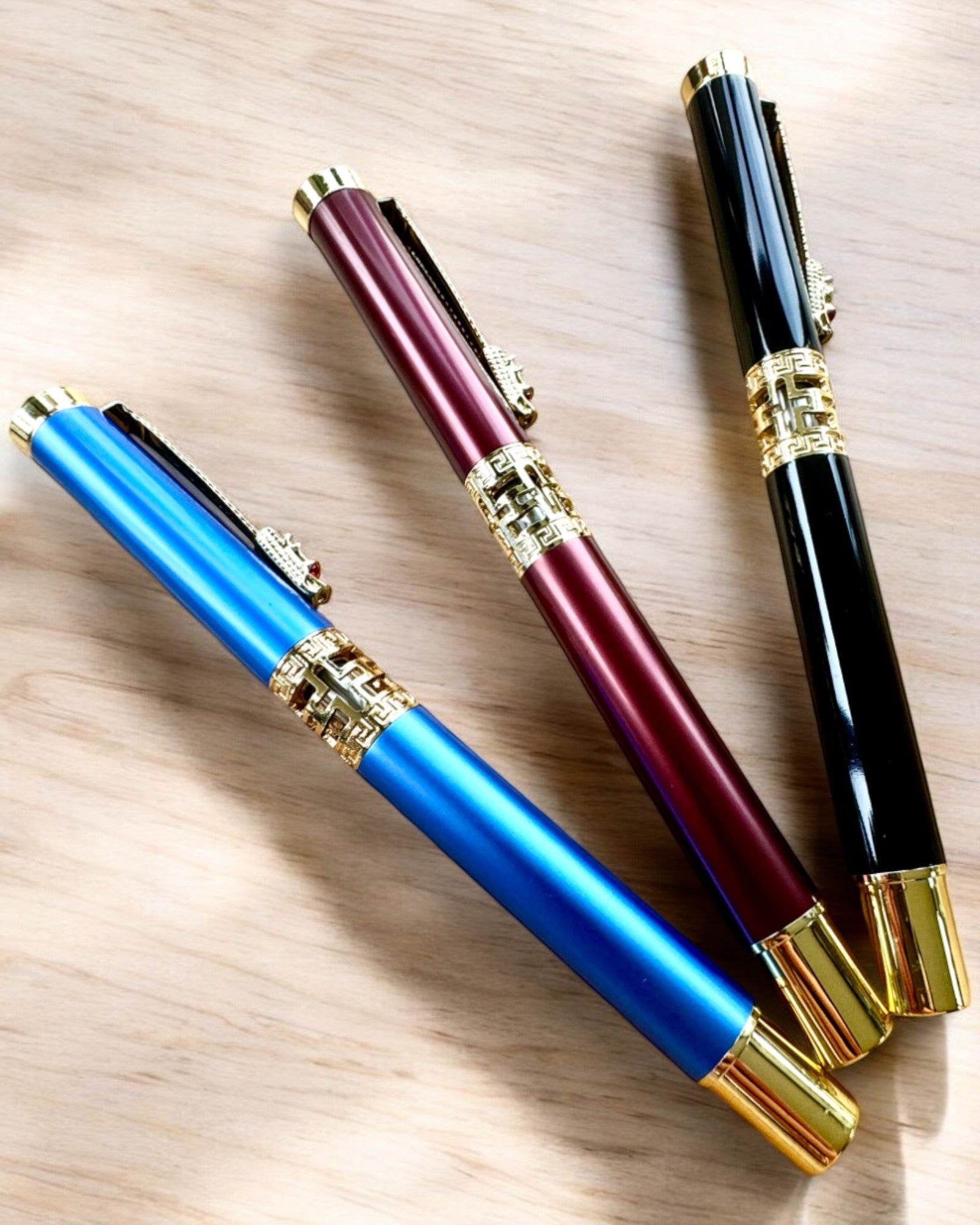 Elegante Draak Pen, 3 kleurvarianten, mogelijkheid tot personalisatie met gravure als cadeau