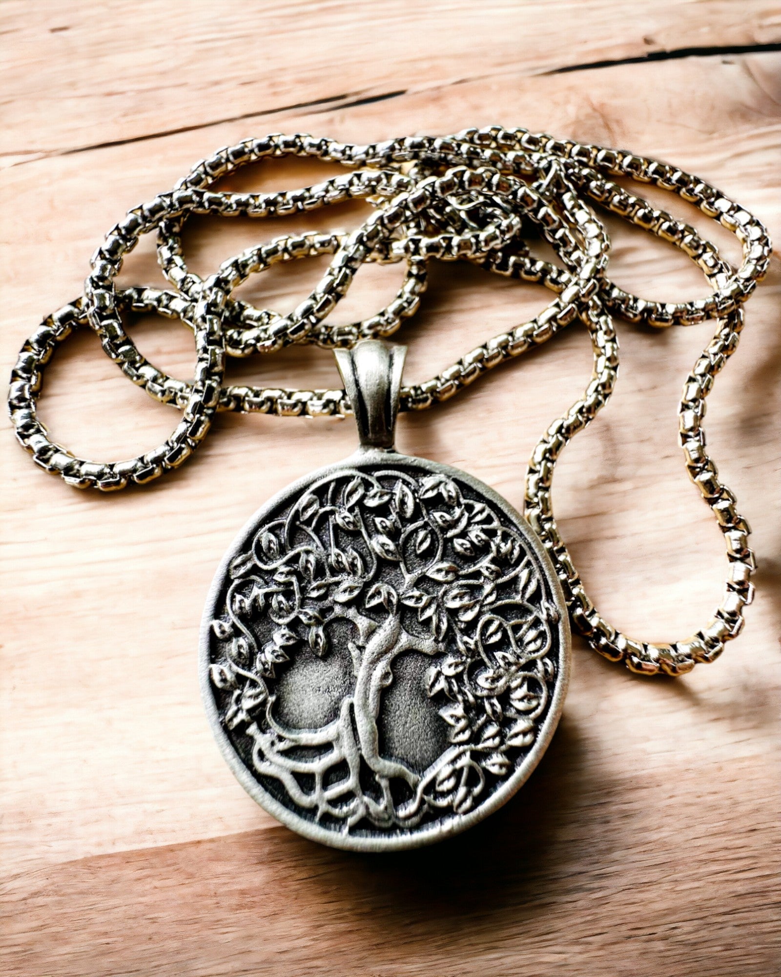 Amulet van de Levensboom met Gravure Mogelijkheid - ketting "Vitaliteit van de Natuur", personalisatie