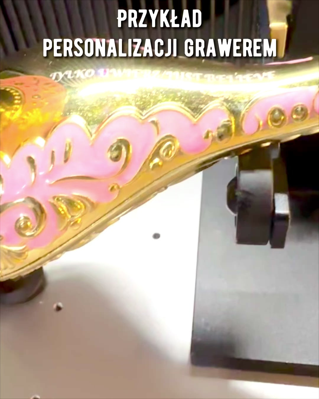 Magische Aladdin Lamp met Graveermogelijkheid - Roze Variant, doorweven met goud