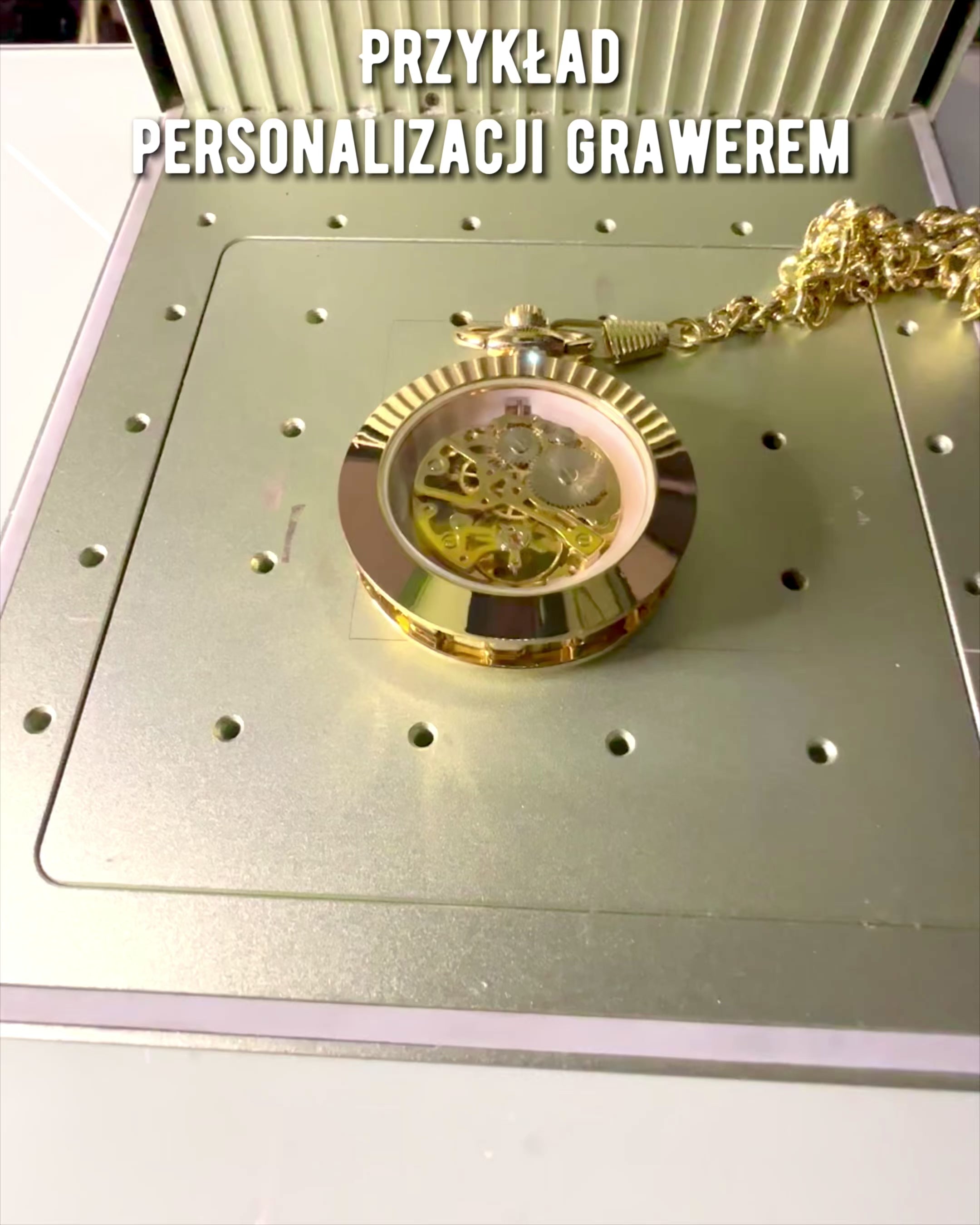 Retro Zakhorloge – Mechanische Luxe in Vintage Stijl kleur goud, personalisatie met gravure