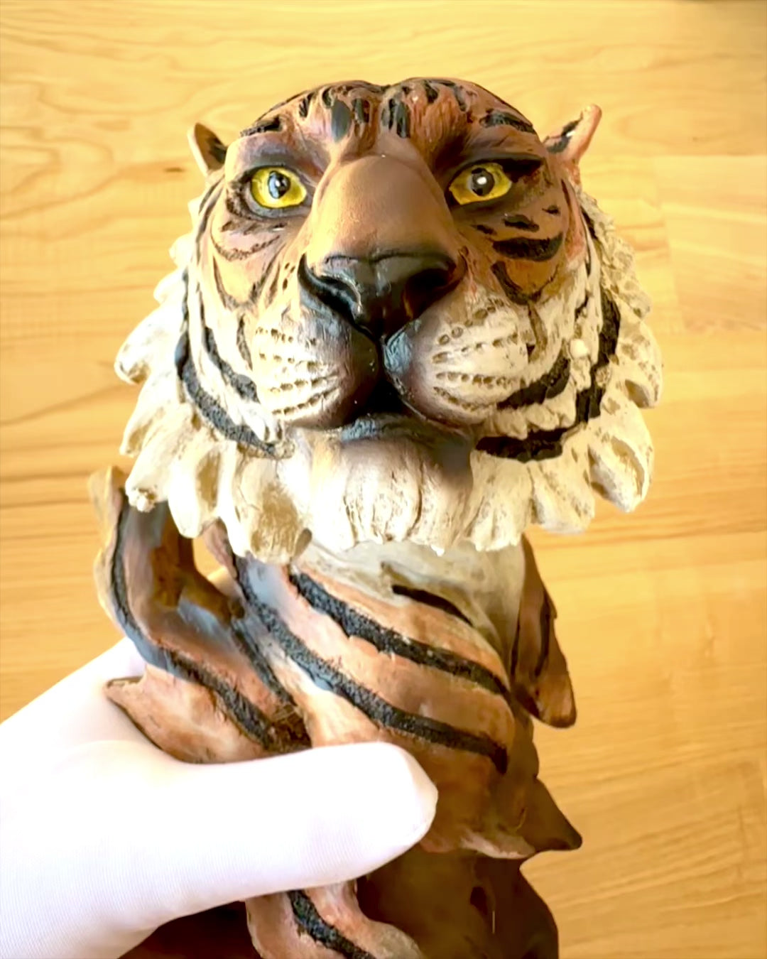 Standbeeld "Tijger Koning van de Jungle" met Graveermogelijkheid, figuur van 29 cm hoog, decoratie voor een cadeau